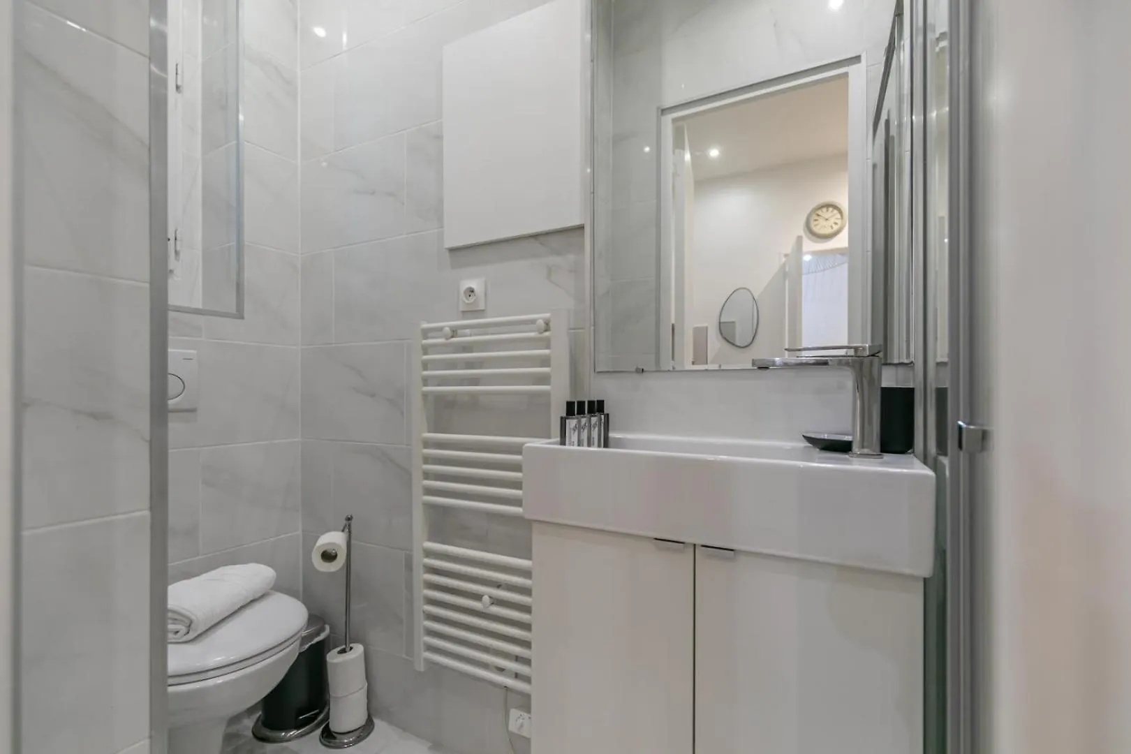 Mba - Courcelles - Splendide Appartement Paris Apartment
