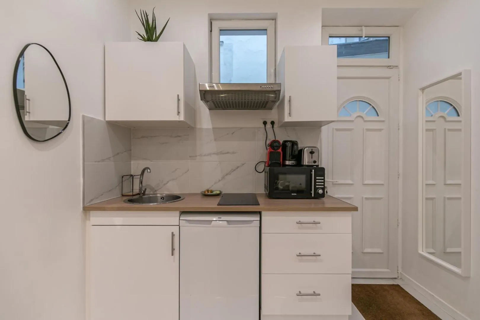 Mba - Courcelles - Splendide Appartement Paris 0*,
